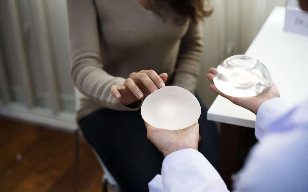 Study: 300,000 U.S. Women With Silicone Gel Breast Implants May Have Rupture and Not Know It
